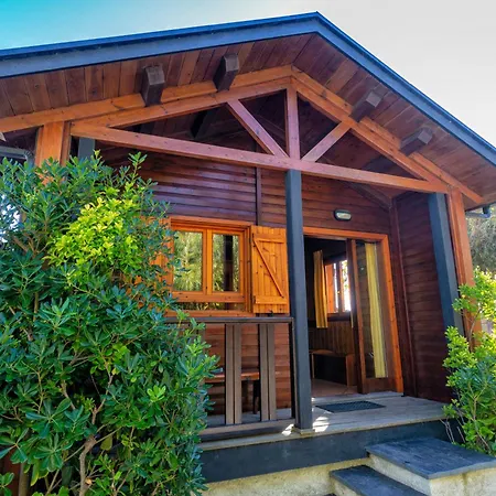 A Gaivota Glamping Camping San Cosme de Barreiros (Barreiros, Lugo)